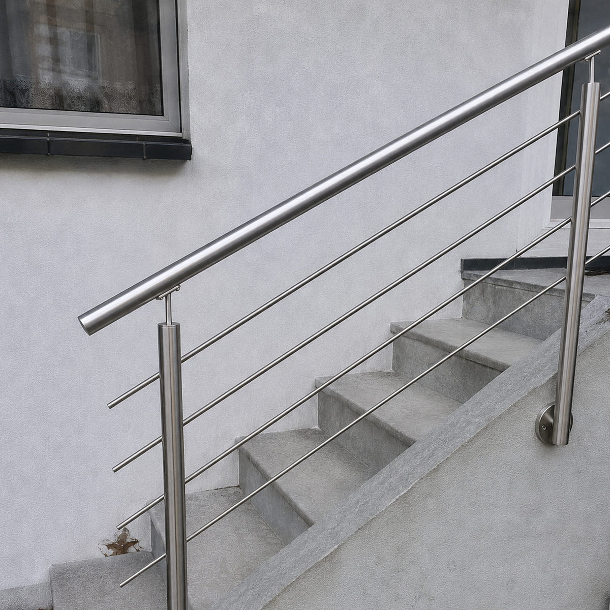Treppengeländer aus Edelstahl zur seitlichen Montage mit 4 Querstreben
